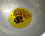 A picture of step 2 of Ven Pongal (Khara Pongal).
