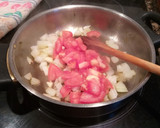 Foto del paso 3 de la receta: Chícharos con Pavo Adobado