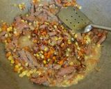 Foto langkah ke 4 dari resep Tumis jagung sapi.