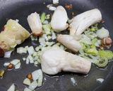 Foto del paso 6 de la receta Huevo de Oca con variado de setas