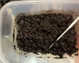 Foto langkah ke 1 dari resep Unbaked Oreo Cheesecake.