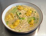 A picture of step 12 of Pork and prawn wonton soup.