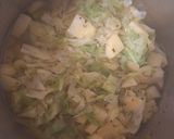 Ùj kelkàposztafőzelèk ùj krumplival 🥣🥣🥣 recept fázis 2 fotója