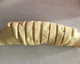 Foto langkah ke 7 dari resep Roti Isi Kelapa ala Korean Bakery.
