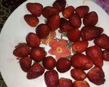 صورة لخطوة 2 من وصفة زبادي الفراولة والموز