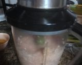 Foto langkah ke 4 dari resep Enoki chicken roll.