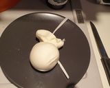 Foto del passaggio 3 della ricetta Trofie di farro ai due pesti,burrata e basilico fritto