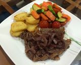 Hình bước làm 7 của món Beefsteak sốt rượu vang (hoặc sốt Teriyaki)