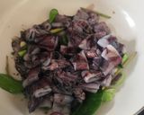 Foto langkah ke 6 dari resep Nasi Liwetan Sunda - Cumi Hitam.