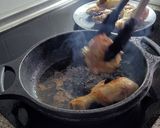 Foto del paso 4 de la receta: Pollo guisado con boletus y trufa