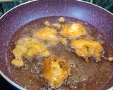 A picture of step 4 of Vegetable egg pakoda.