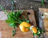 Foto del paso 2 de la receta: Cocina aromática: Pollo "Un, dos, tres" light