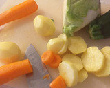 Foto del paso 3 de la receta: Caldito de res con verduras Low carbs