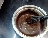 A picture of step 5 of Japanese chocolate cotton sponge cake.