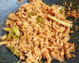 Foto langkah ke 4 dari resep Ayam Suwir Kondangan.
