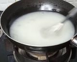 A picture of step 4 of Bombay Karachi Halwa.