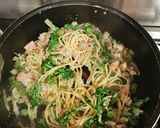 A picture of step 6 of Ham hock & broc spaghetti.