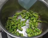 A picture of step 3 of Cluster Bean Thecha.