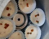 A picture of step 4 of Tutti frutti Vanilla Christmas 🌲🌲🌲🌲 cup 🍰 cake.