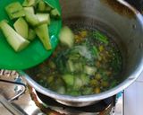 Foto langkah ke 2 dari resep Sayur asem bening simple.