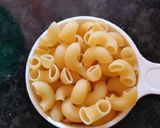 A picture of step 1 of Tomato Pasta.