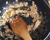 Foto langkah ke 1 dari resep Nasi Liwet Bakar Isi Pampis Tongkol dan Ayam Suwir Pedas.