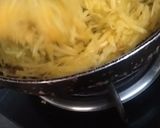 A picture of step 4 of Stuffed Pumpkin Paratha.