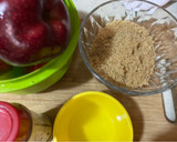 Foto del paso 1 de la receta: Tarta de manzana con nueces y pasas