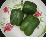 शिमलामिर्च का अचार (shimla mirch ka achar recipe in Hindi) रेसिपी चरण 1 फोटो