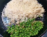 A picture of step 1 of 15-Minute Lunch? Couscous with Cremini Mushrooms.