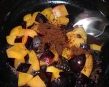 Foto del paso 3 de la receta: Postre tibio con ciruelas flambeadas