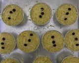Foto langkah ke 3 dari resep Muffin Keju Yoghurt.