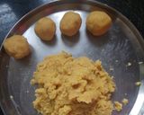 A picture of step 3 of Puran poli.