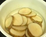 A picture of step 6 of ‘Chicken Cafreal’: A Popular Goan Green Chicken Curry.