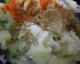 A picture of step 6 of Aloo masala wrap.