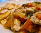 Foto del paso 4 de la receta: Guiso de pavo con pimientos