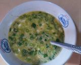 Foto langkah ke 2 dari resep Telur Dadar Gimbal.