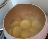 Foto langkah ke 1 dari resep Perkedel kentang non telur.