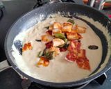 A picture of step 5 of Paneer yakhni.