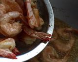 Foto langkah ke 4 dari resep Udang Goreng Bawang Putih.