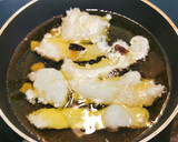 Foto del paso 3 de la receta: Migas de Bacalao confitadas con Piquillos caramelizados