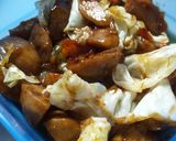 Foto langkah ke 4 dari resep Kol Bakso Saus Tiram.