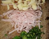 Foto del paso 2 de la receta: Moñas con jamón, queso, huevo y perejil