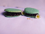 Macarrones con mermelada de zarzamora