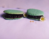 Foto del paso 4 de la receta: Macarrones con mermelada de zarzamora