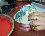 हार्ट शेप रेड वेलवेट केक (heart shape Red velvet cake recepie in hindi) रेसिपी चरण 3 फोटो