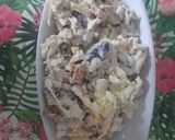 A picture of step 4 of Russian salad.