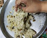 A picture of step 2 of Farali dahi vada.