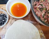 A picture of step 2 of Hong Kong-Style Easy Pepper Buns.