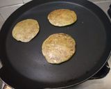A picture of step 3 of Moong Uttapam.
